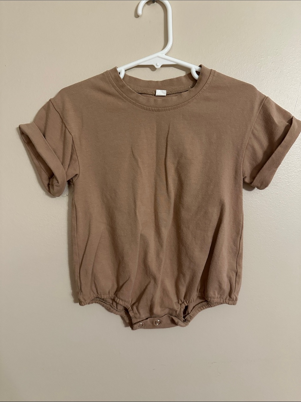Toddler Neutral Tan Snap-Back onesie oversized Tee
